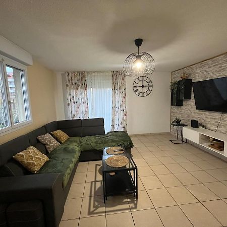 Appartement Spacieux Avec Piscine Marseille Exteriör bild