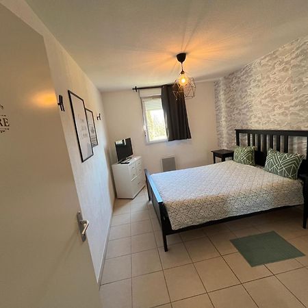 Appartement Spacieux Avec Piscine Marseille Exteriör bild