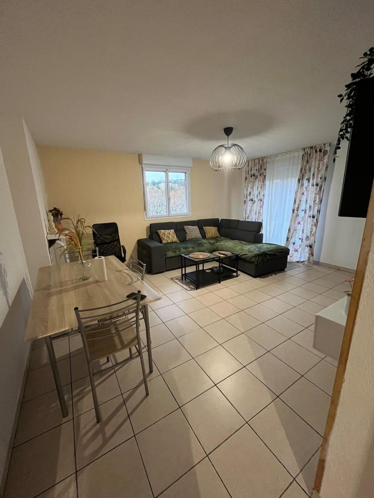 Appartement Spacieux Avec Piscine Marseille Exteriör bild
